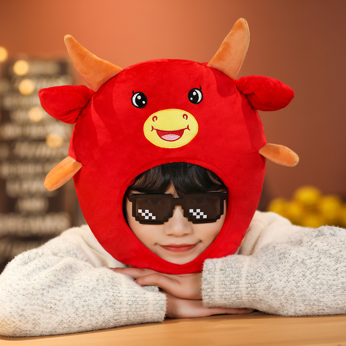 批发 红色福牛头套帽子 拍照道具写真摄影道具卡通牛头套毛绒帽子