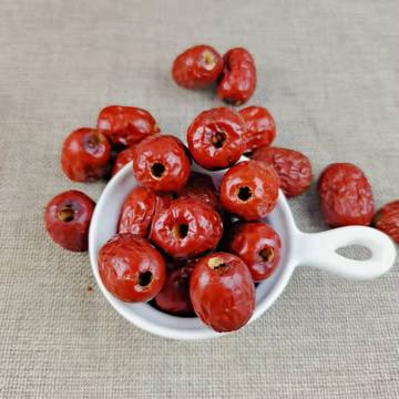 箱装有散装一级五月跑江湖去核新疆红枣去核红枣