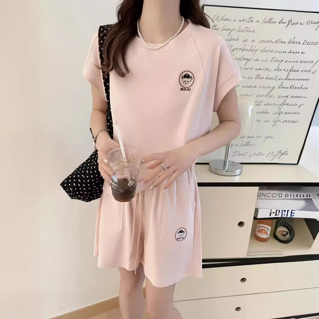 夏季新款女装韩版简约卡通小刺绣宽松短袖t恤短裤两件套套装3545