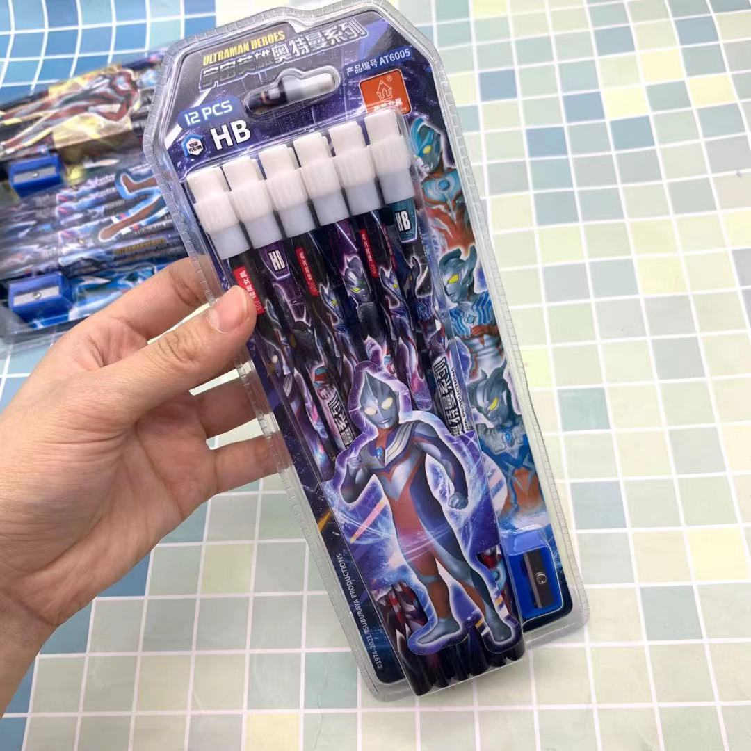 授权宇宙英雄奥特曼系列木铅笔大皮头木质铅笔带橡皮擦配笔刨批发