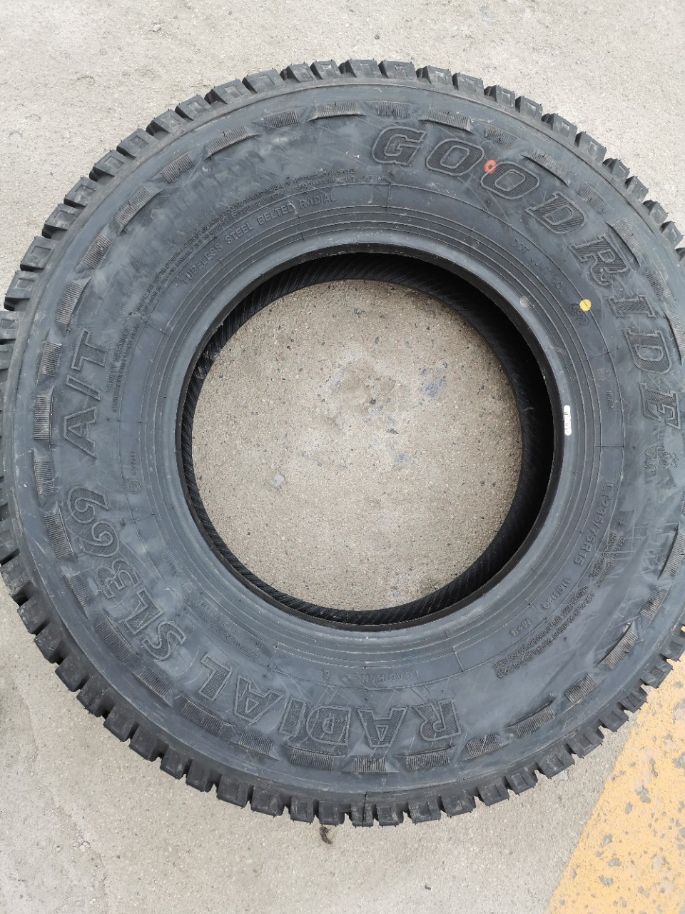 朝阳威狮轮胎lt235/75r15 加厚at越野sl369 长城赛弗赛骏风骏皮卡