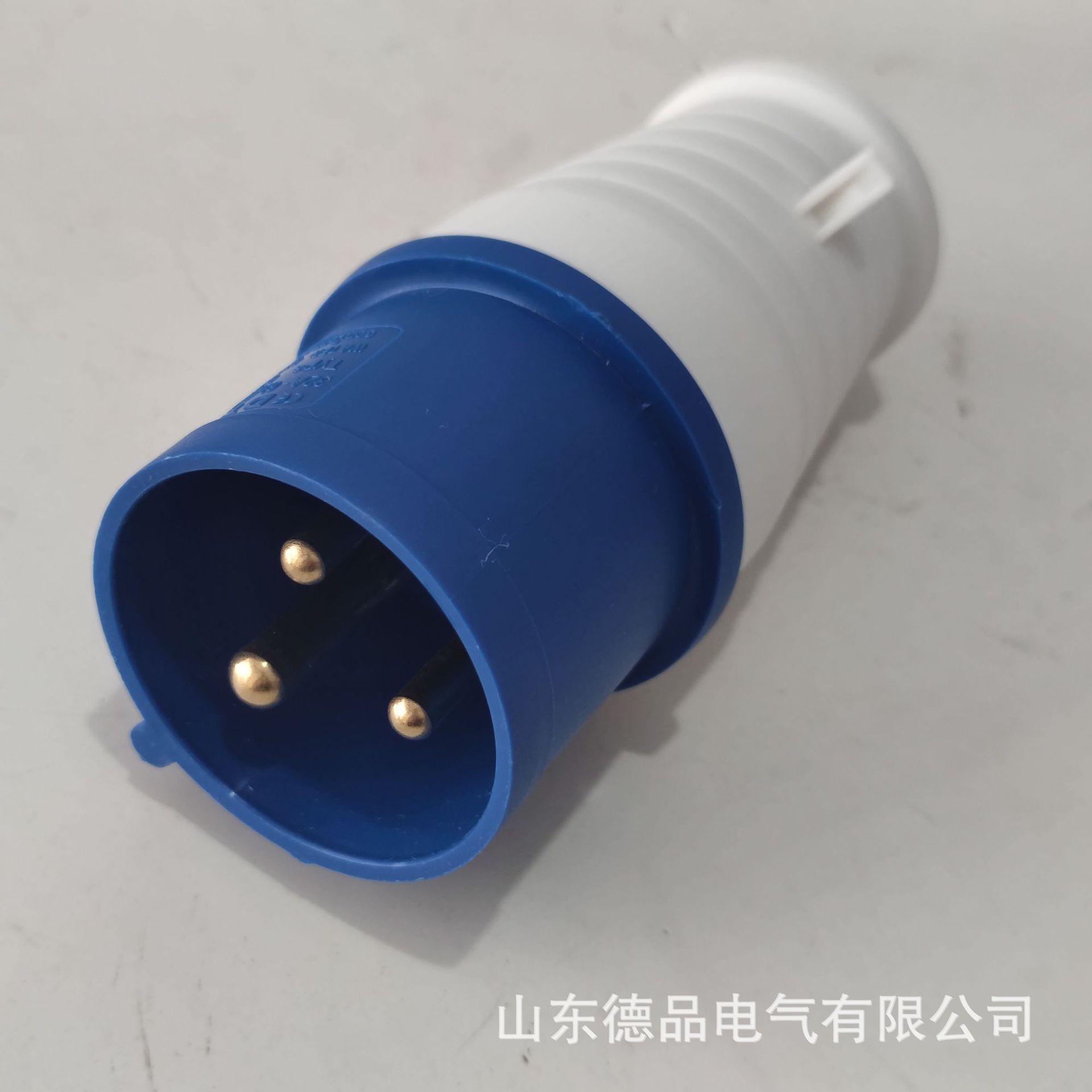 航空工业插头3芯16a32a63a 圆柱形大功率3芯ip44防水电源插头