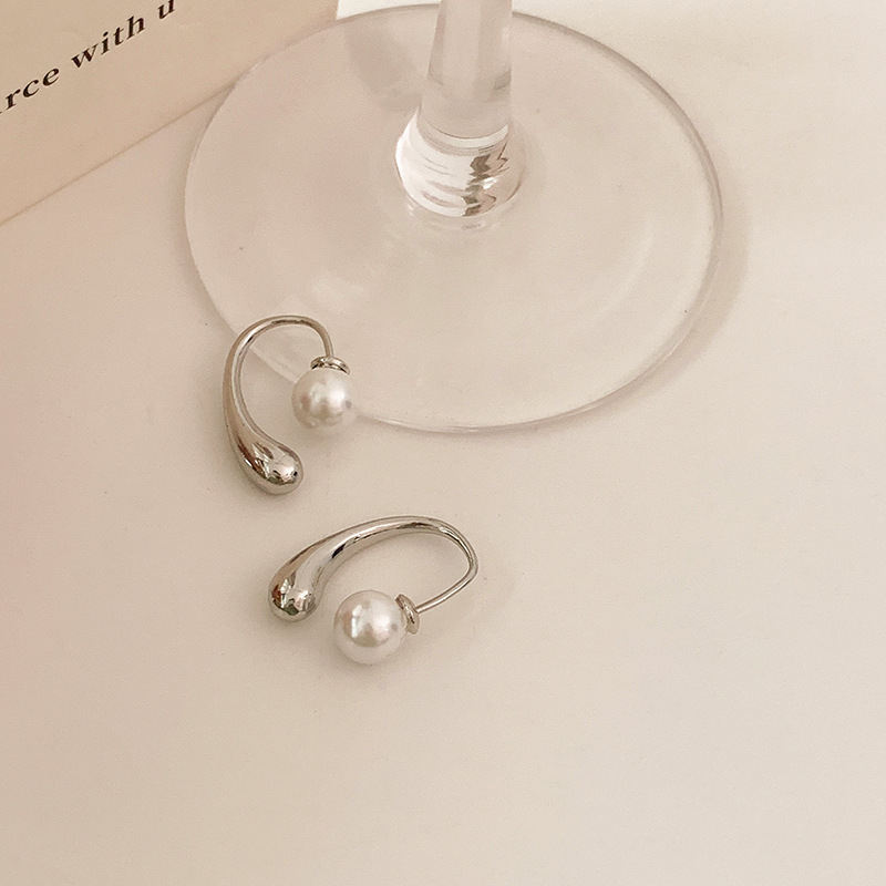 French Minimalist High-Grade Pearl Earrings 2022 New Temperament Entry Lux Ear Ring Niche Design Earrings