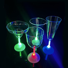 LED发光鸡尾酒杯/雪糕杯/红酒杯/香槟杯 闪光发光酒杯酒吧用品