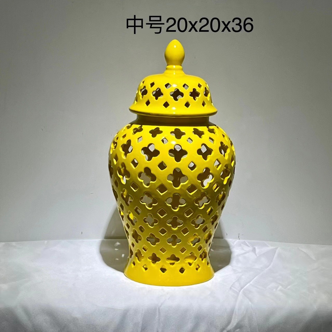 Light Luxury Glaze Ceramic General Bottle Vase Decoration Cutout Carvings Tong Temple Jar Hotel Home Crafts Decoration