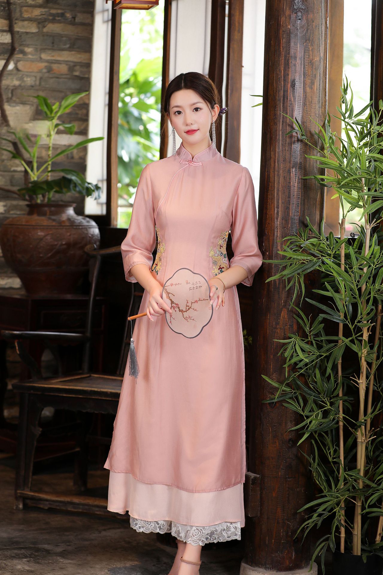 中式茶艺师服装复古绣花长款改良旗袍中国风禅意服春秋季连衣裙