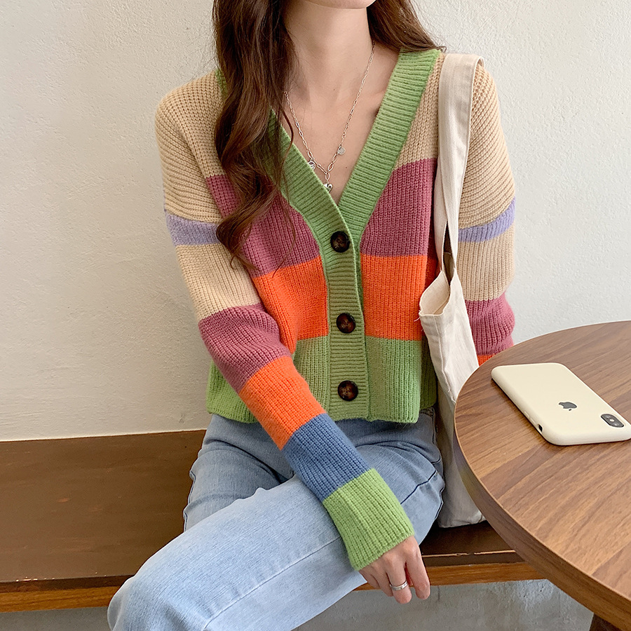 女装毛衣短领外套图片