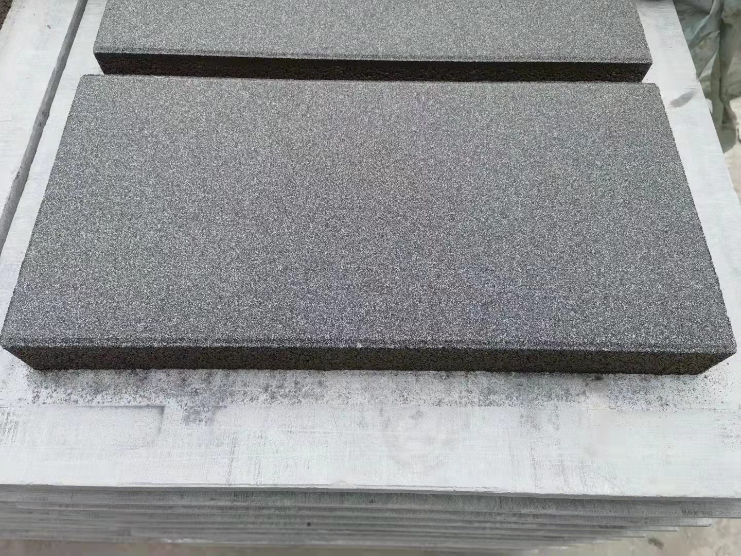 定制pc仿石砖透水砖仿石路沿石湿法仿石砖芝麻灰黄金麻可来图定制