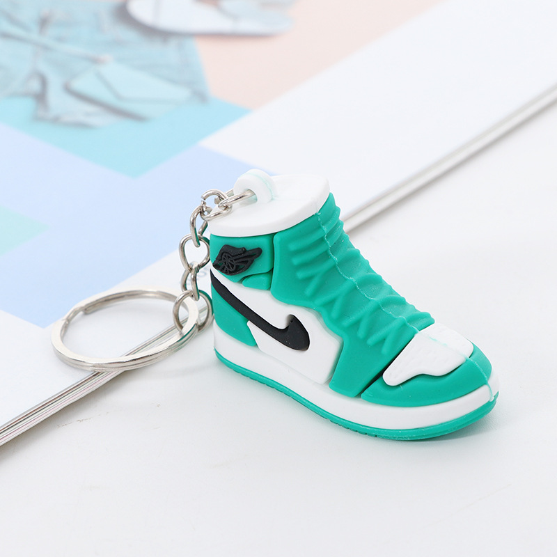 Little Creative Gifts Sneakers Pendant Basketball Shoes Three-Dimensional Shoe Mould Car Key Chain Package Pendant AJ Push Keychain