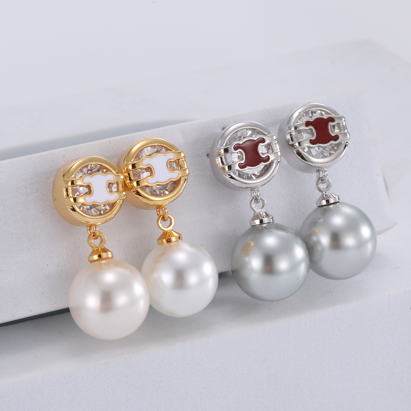 法式复古宫廷风耳饰大牌平替饰品小红书网红同款珍珠耳环高级感