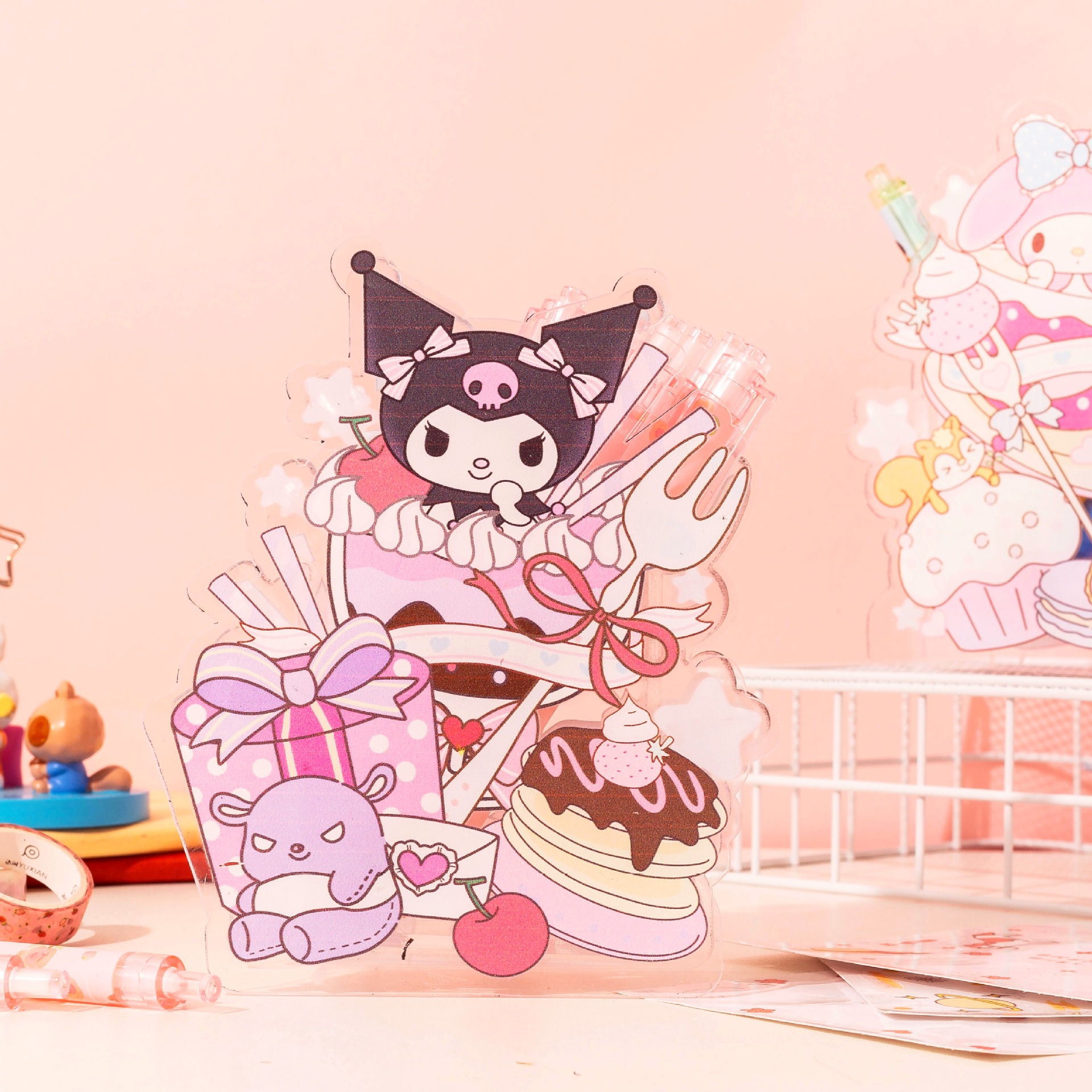 创意卡通学生桌面笔筒三丽鸥多功能办公室文具亚克力透明收纳筒