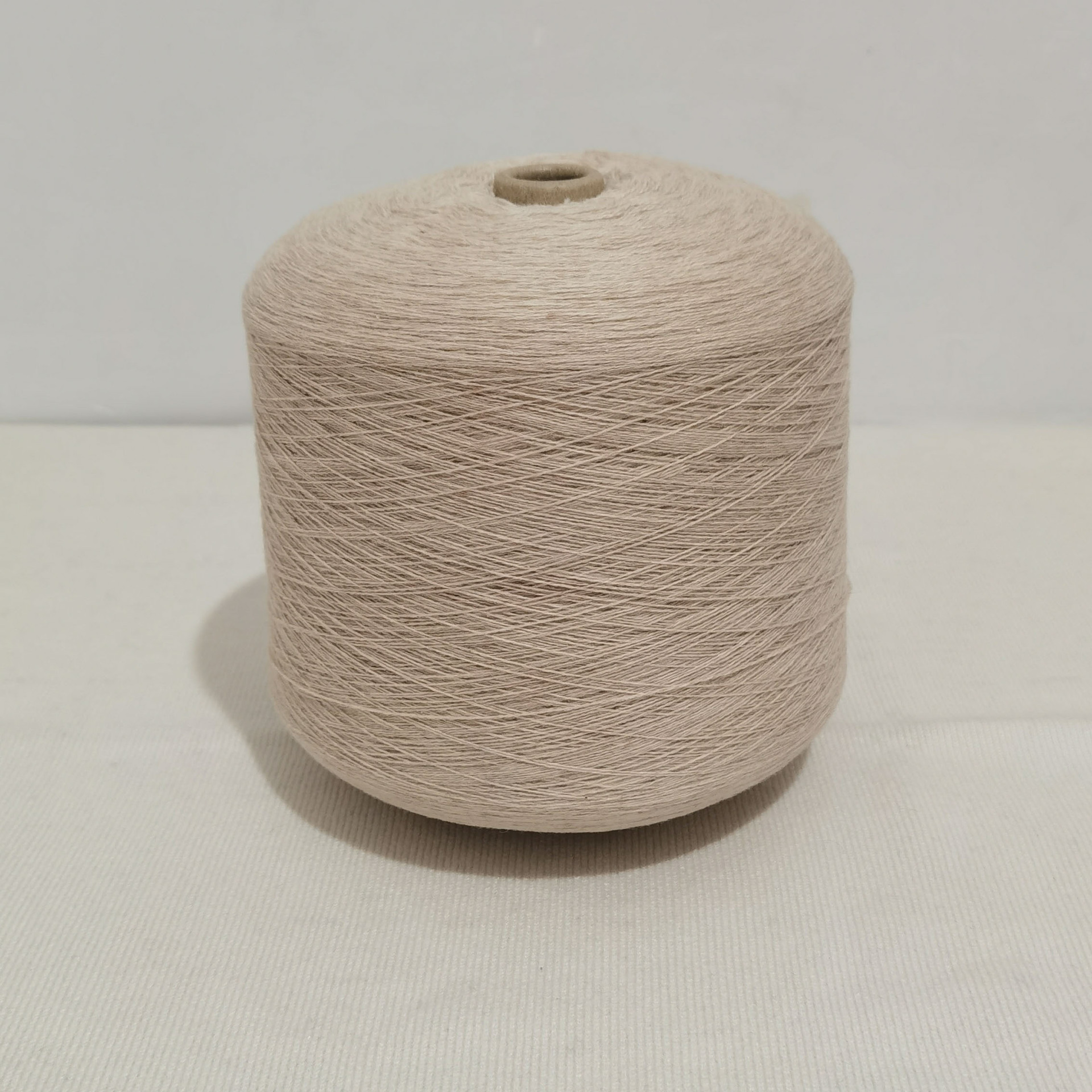 2023 Brand New Color Pure Cashmere Yarn 26 Pieces Hongyuan Woven Hand-Knitted Hand Knitting Yarn Soft and Comfortable Close-Fitting Wear