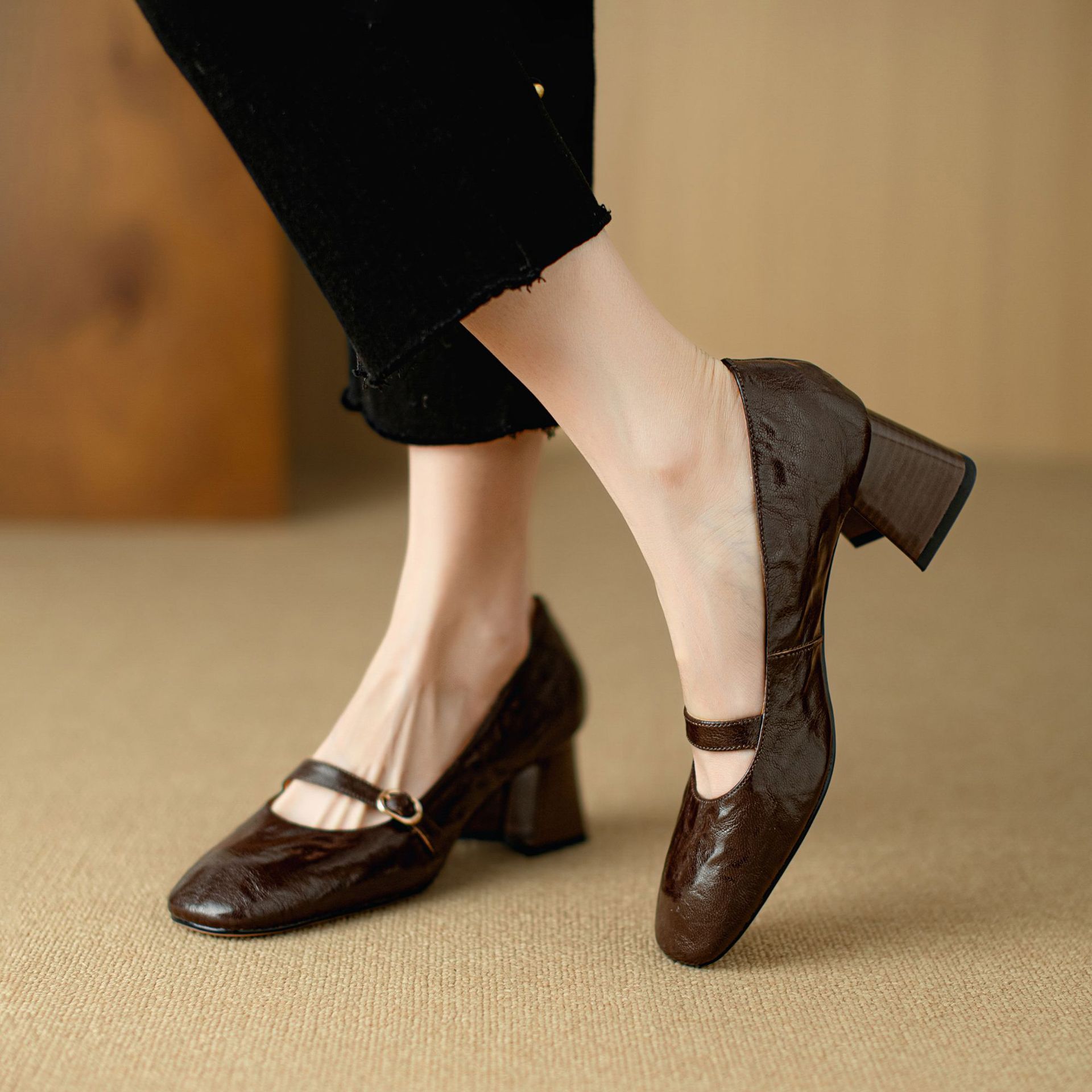 女鞋2024春夏季新款鞋子方头粗跟高跟鞋四季通勤柔软玛丽珍鞋单鞋