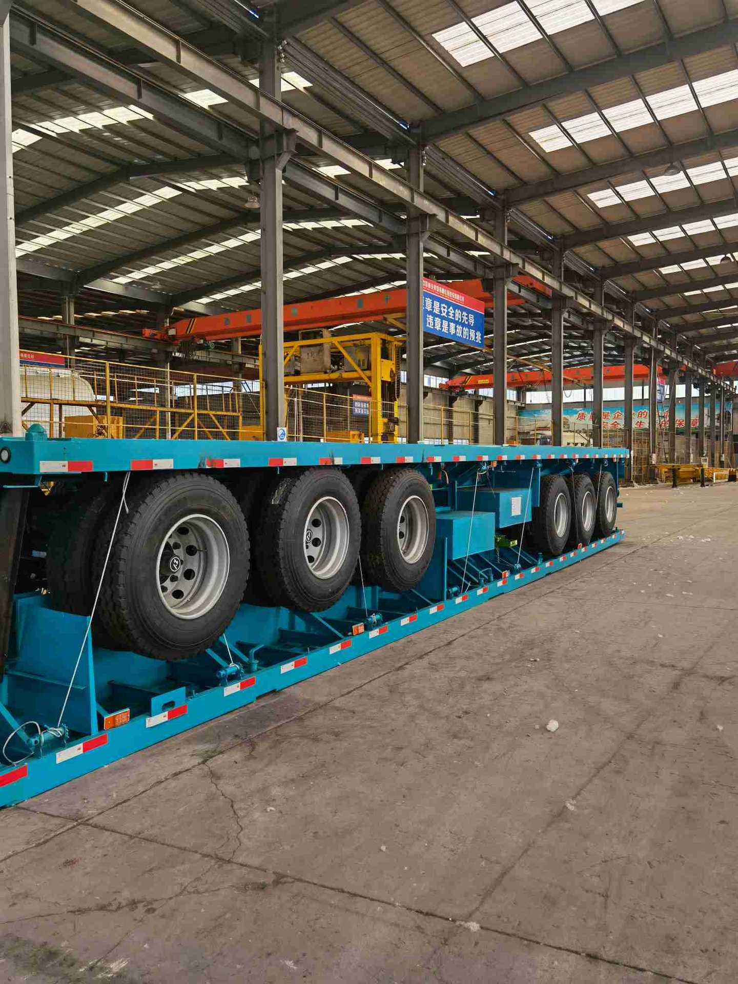 三桥集装箱平板车