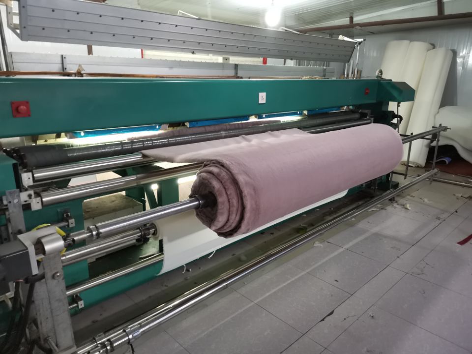 3不能对产品进行评价(因为这款地垫针对不同的采购商生产的,不一定