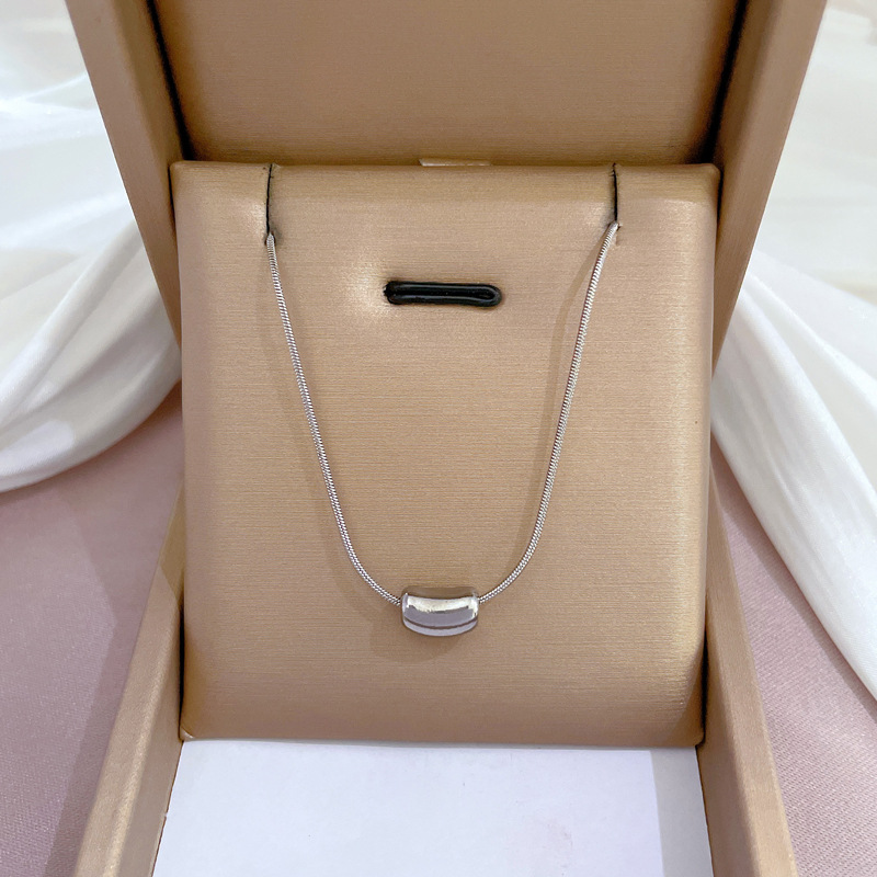 [Whole Body Titanium Steel] Whole Body Titanium Steel Furnace Real Gold Cold Necklace Female Ins Online Influencer Clavicle Chain Ornament