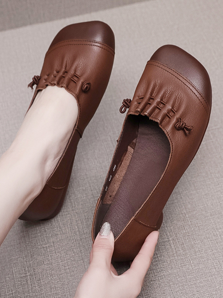 浅口软皮平底宽头舒适妈妈单鞋女软底休闲大码女鞋小皮鞋