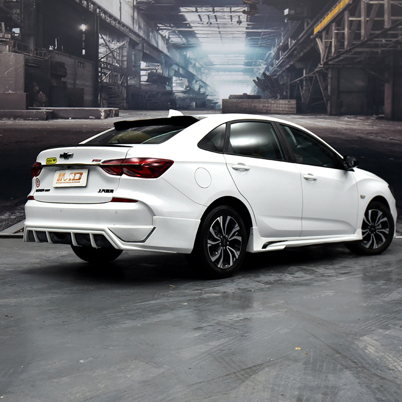 科鲁泽rs改装 雪佛兰科鲁泽rs小包围 前唇前铲顶翼 大包围 科鲁泽