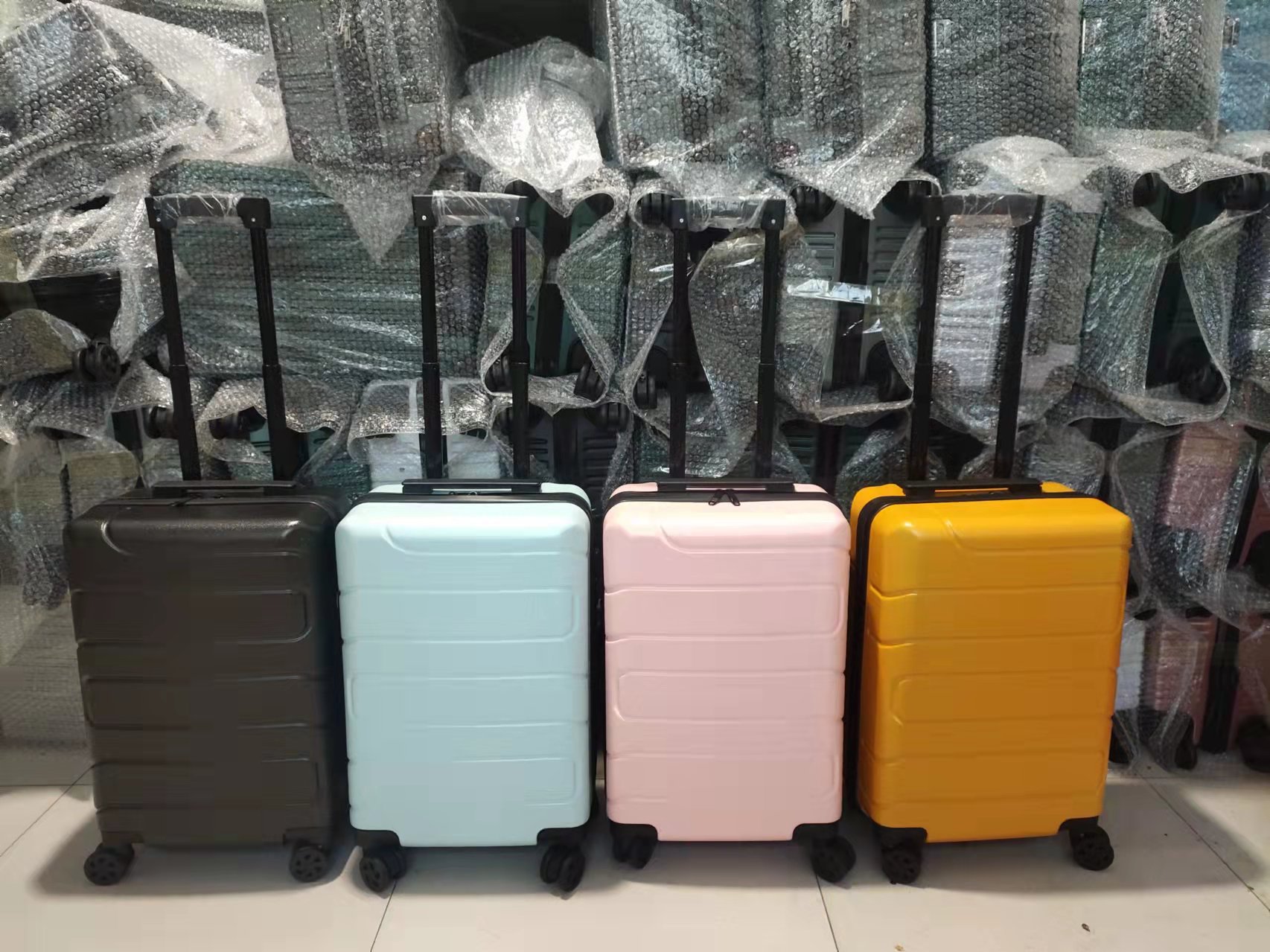 纯色20寸拉链万向轮静音拉杆箱旅游密码锁拉杆箱厂家批发