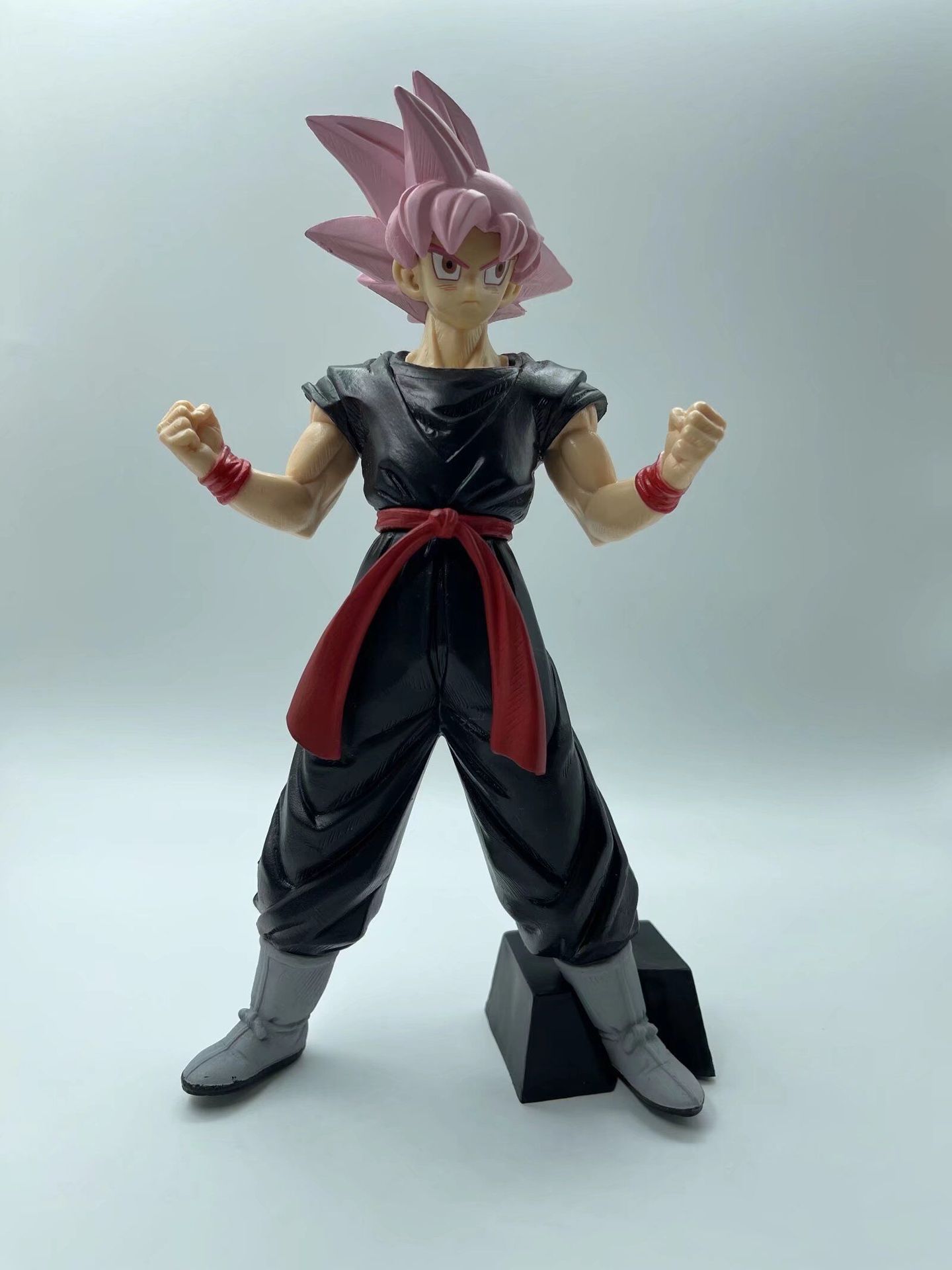 七龙珠超 超刻勇武传 赛亚人之神 黑衣孙悟空 站姿 盒装手办