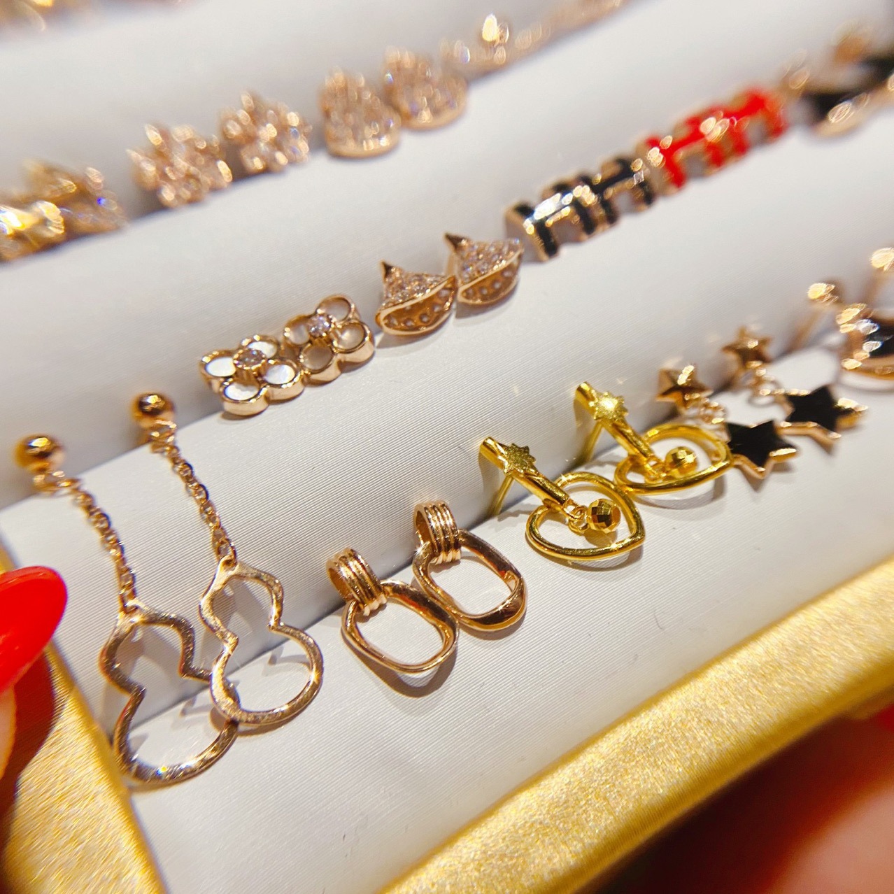 18k黄金耳饰女au750金天然珍珠玛瑙烤漆纯金首饰耳钉耳吊