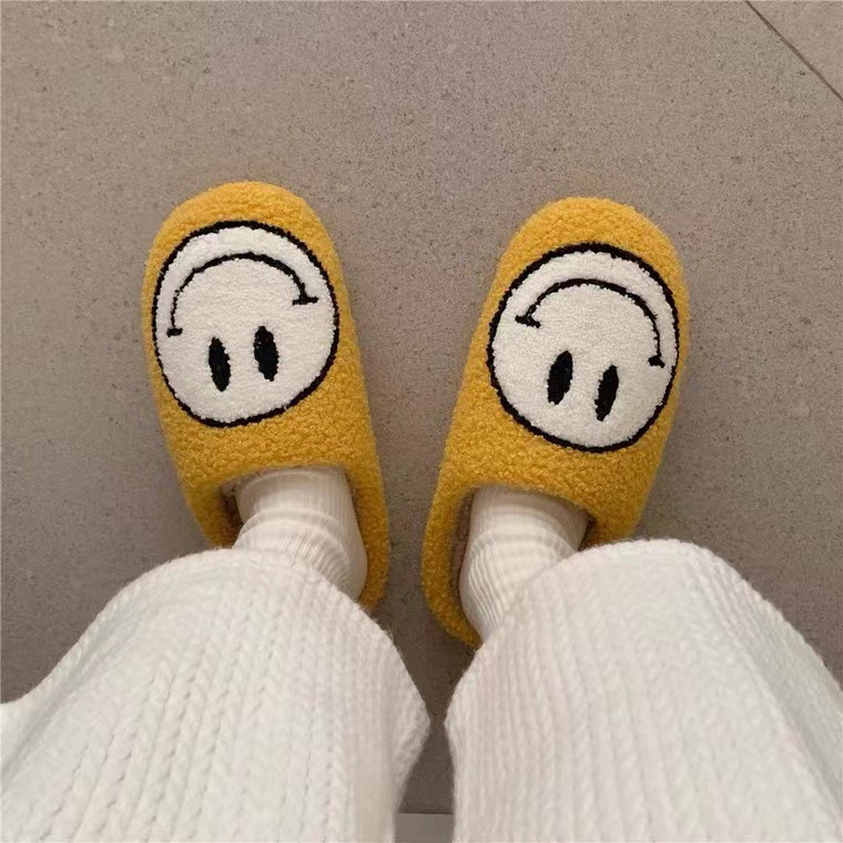 2021 New Cotton Slippers Women's Home Plush Warm Home Indoor Non-Slip Thick Bottom Smiley Face Fur Autumn and Winter