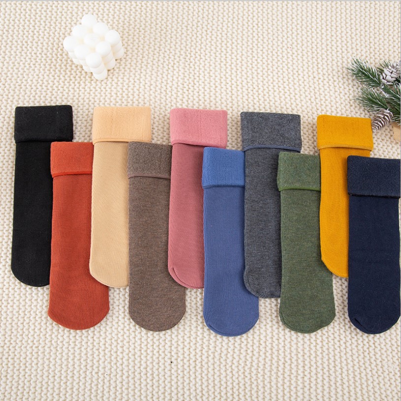 socks women autumn and winter cotton vertical cashmere snow socks mid-calf thickened women‘s winter velvet socks floor socks