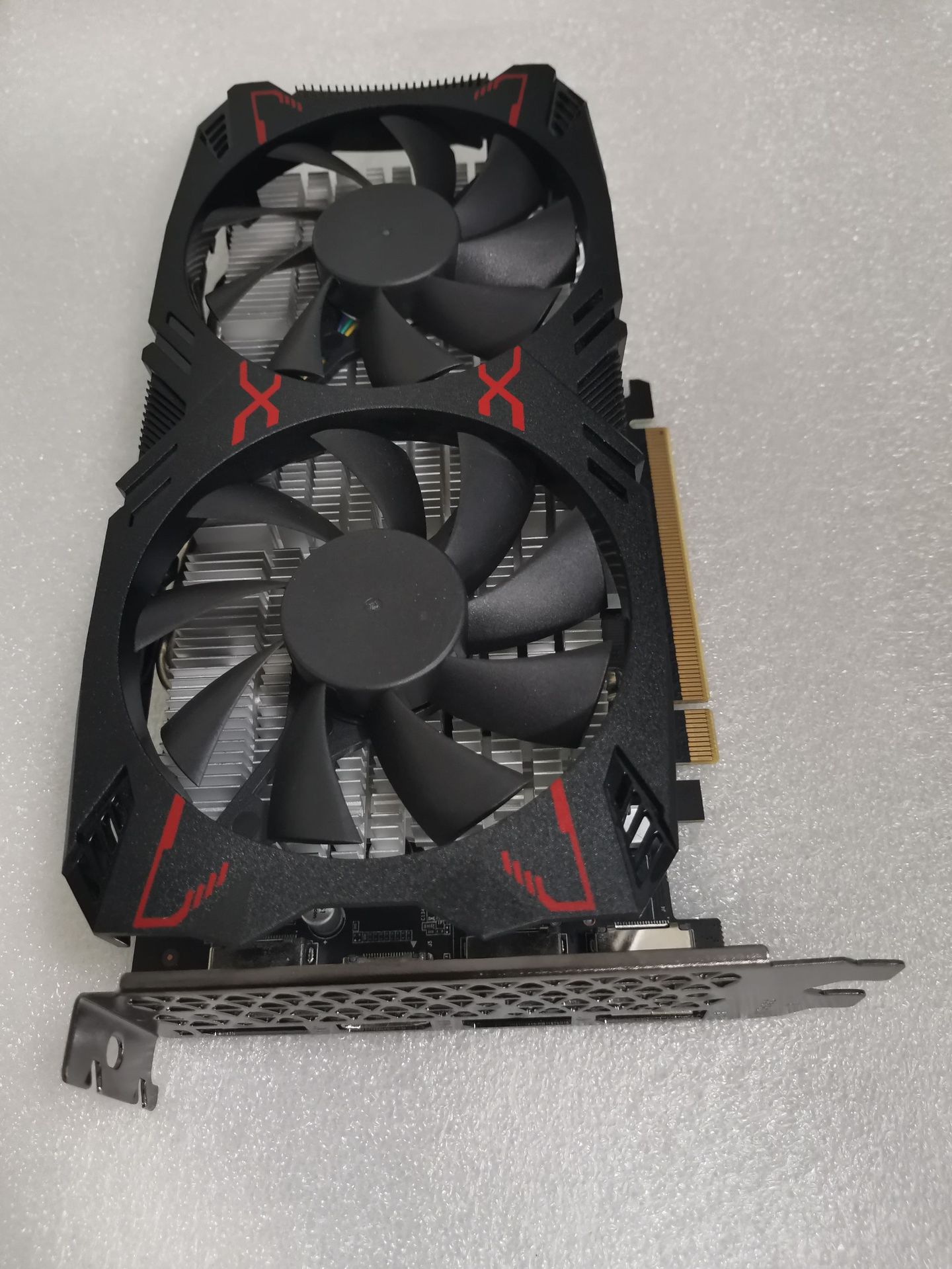 gtx 1060 天网双风扇5g电脑游戏吃鸡挖矿显卡1060 5g￥2300.