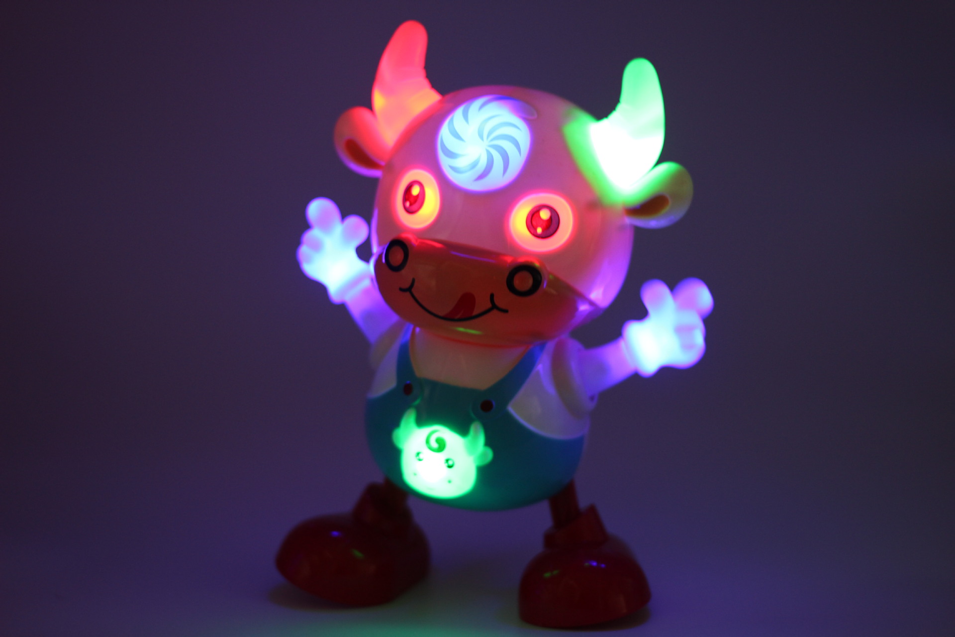 跨境机器人玩具智能早教跳舞萌牛机器人男孩女孩儿童玩具抖音地摊