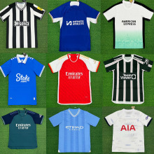 英超水晶宫足球队1819赛季主场球衣m码,全新带吊牌.