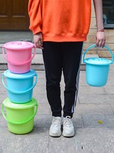 8WTI塑料小水桶加厚带盖儿童玩水沙滩桶家用厨房洗菜美术画画采摘