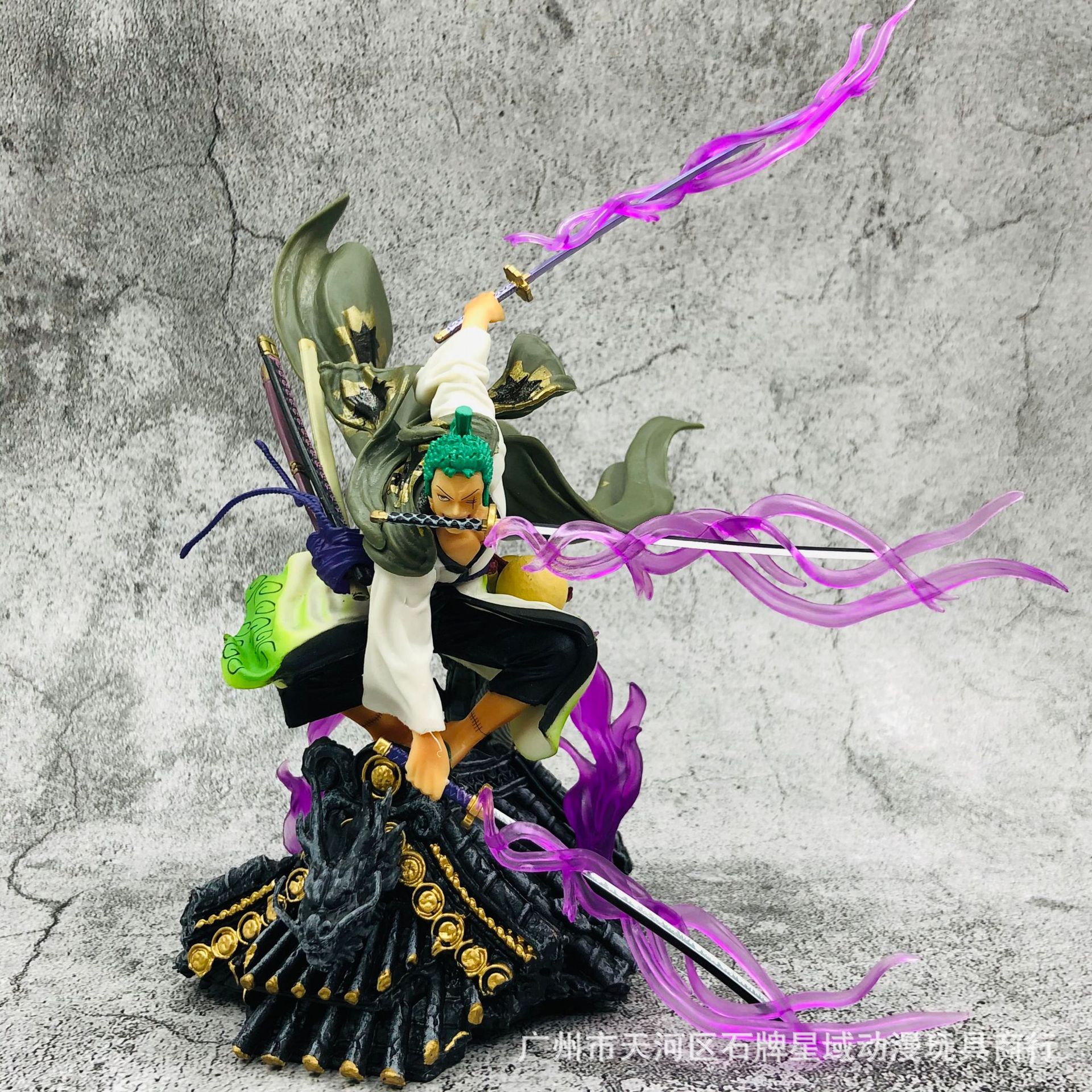 动漫手办海贼 航海王屋顶索隆 和之国 三刀流 和服索隆 模型摆件
