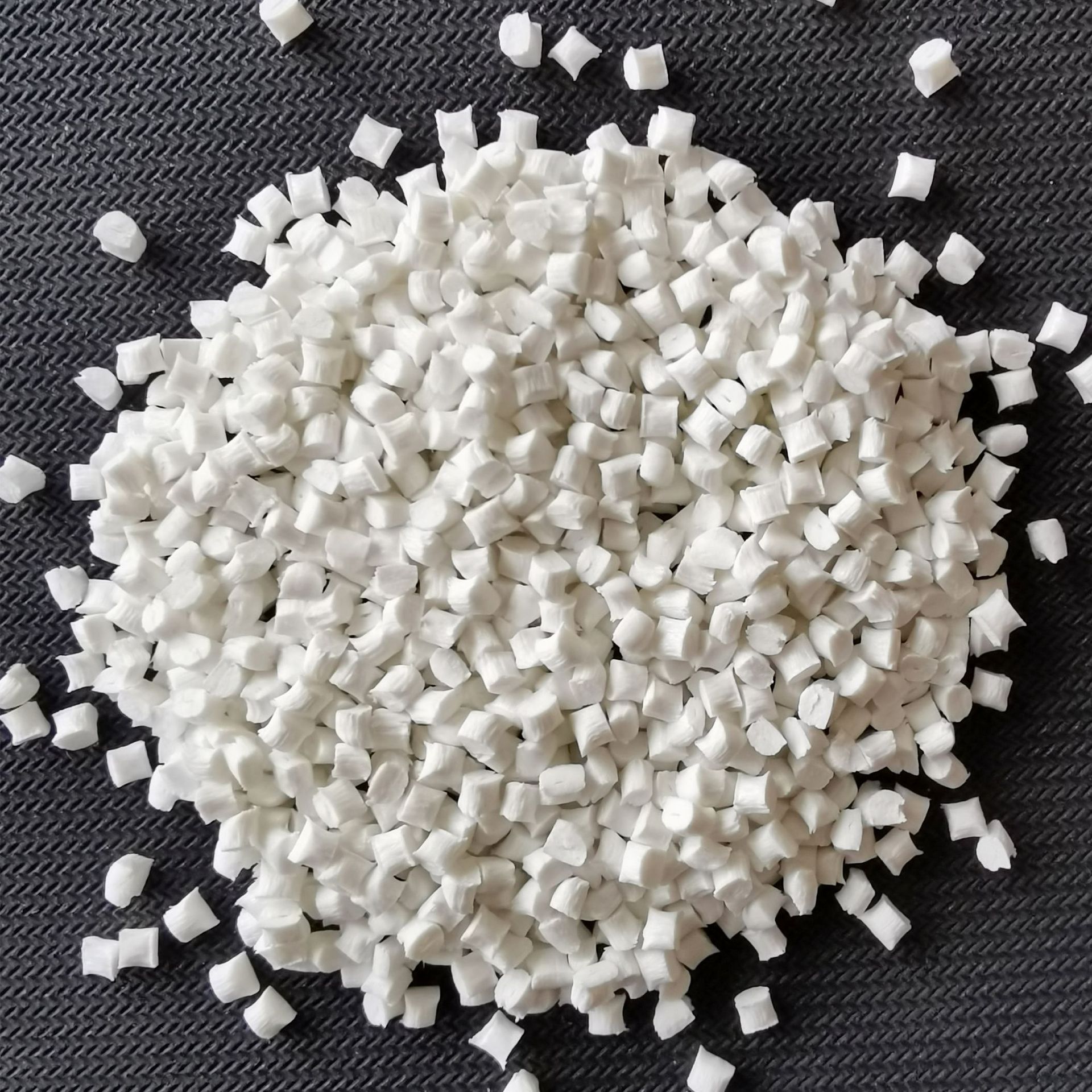 现货pbt德国巴斯夫b4406g4阻燃电子电器玻纤增强工程塑料塑胶原料