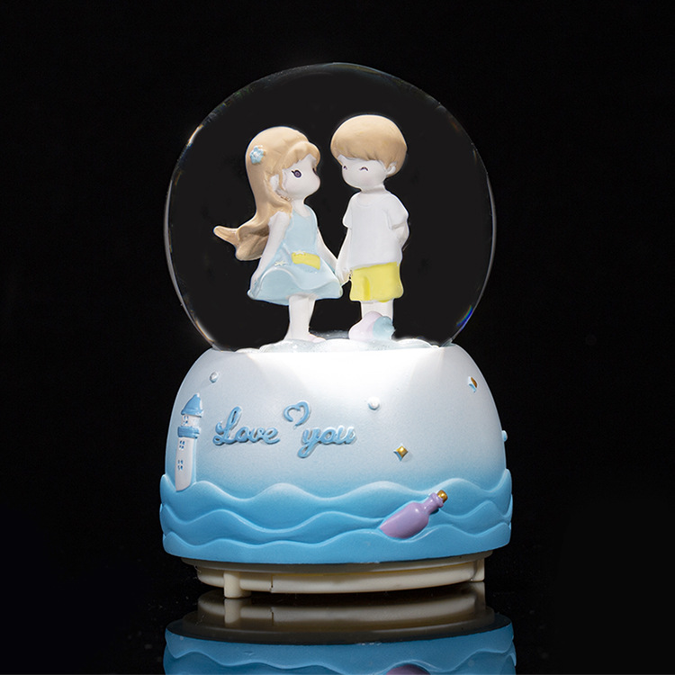 Creative Couple Crystal Ball Send Girl's Birthday Gift Rotating Music Box Valentine's Day Gift Home Desktop Decoration