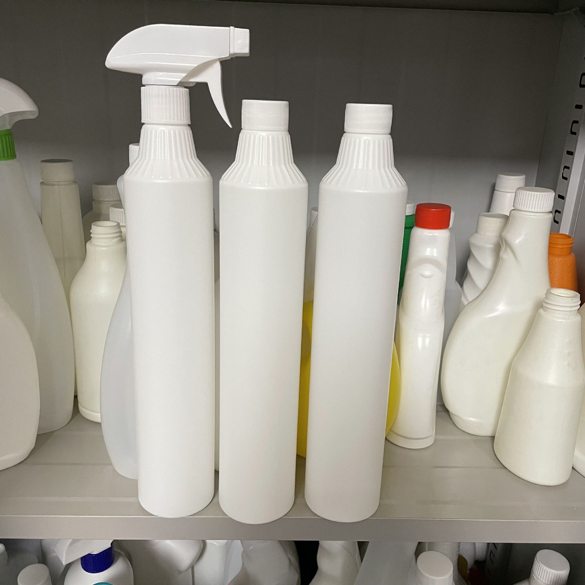 600ml杀虫剂水乳剂瓶子 喷雾瓶 喷蟑螂苍蝇 下水道塑料喷瓶pe圆瓶