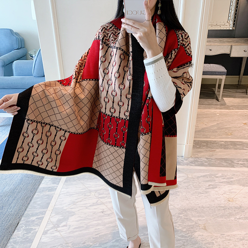 韩国新款仿羊绒拼接图案女士斗篷披肩韩版秋冬季两用加厚围巾批发