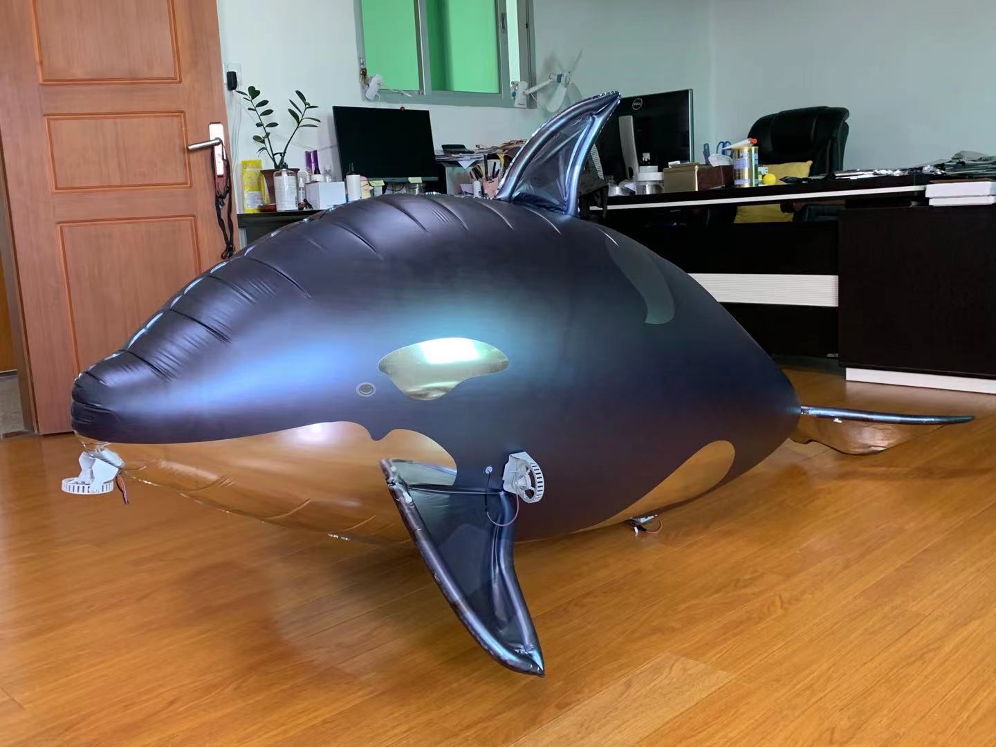 软体飞行海豚商场酒吧巡游舞台表演互动气氛道具遥控充气虎鲸气模