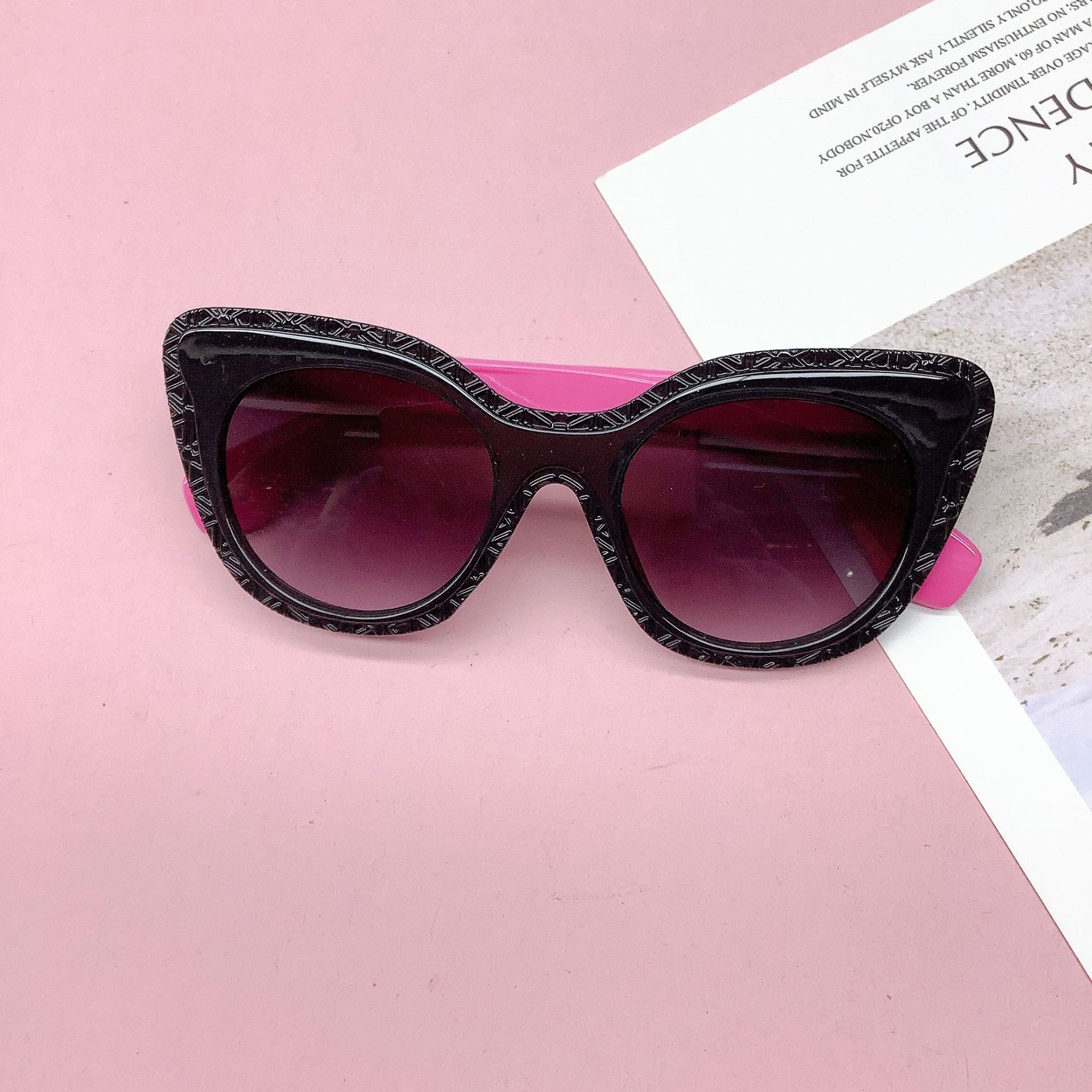 New Kids Sunglasses Fashion Travel UV-Proof Sunglasses Baby Boys Girls Concave Shape Wear Match Glasses