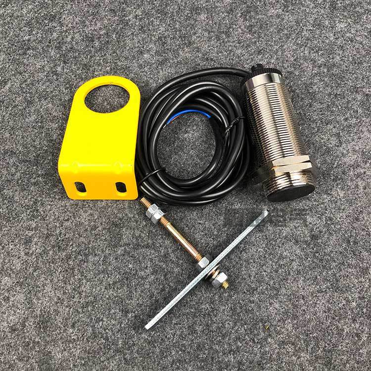 旋转探测仪低速开关sdkj-8002c xt-ss-iiib零速速度检测器sqs8-a