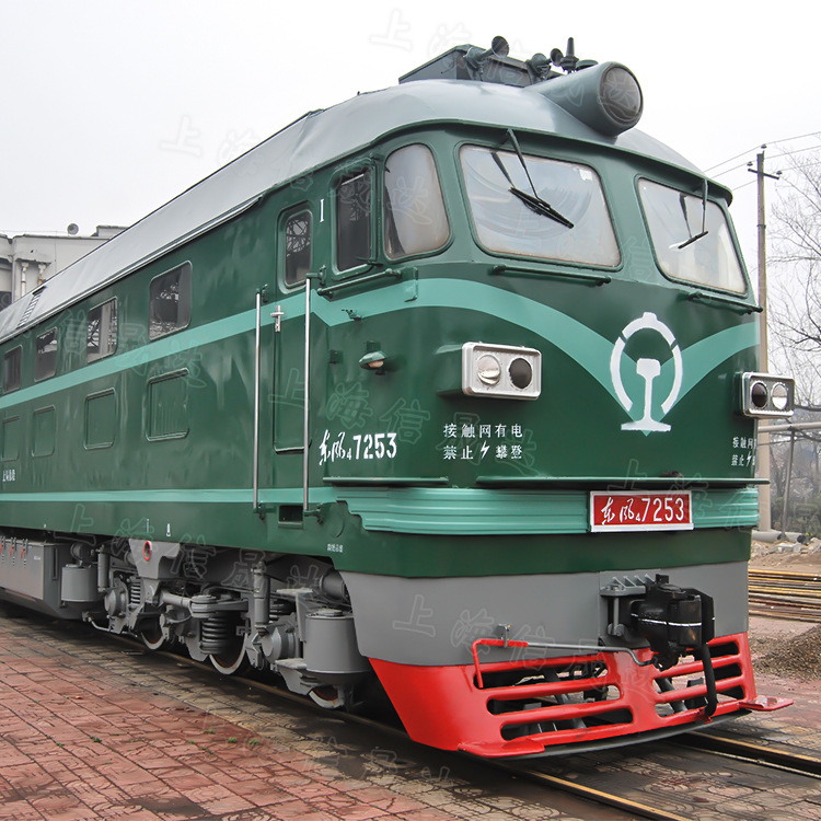 定制大型静态蒸汽火车模型 老式绿皮火车厢餐厅民宿美陈装饰道具