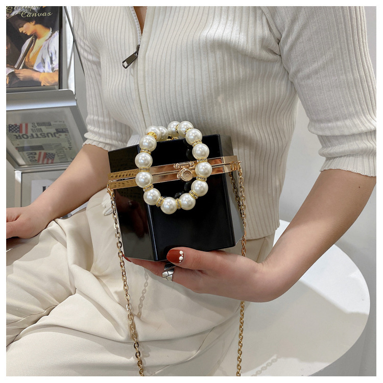 Internet Celebrity Same Candy Color Box Hexagonal Small Bag for Women 2023 New Fashion Cylindrical Pearl Chain Handbag