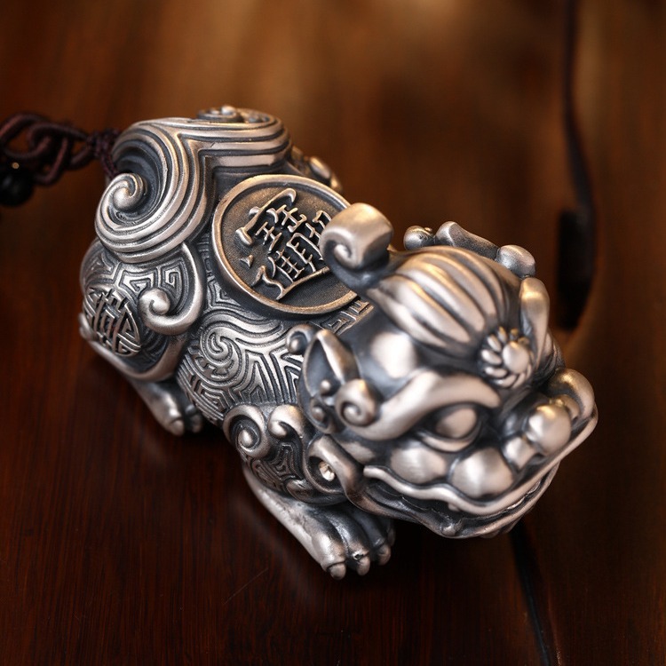 2023新品八方来财貔貅手把件创意咬钱把玩礼品车挂件-阿里巴巴