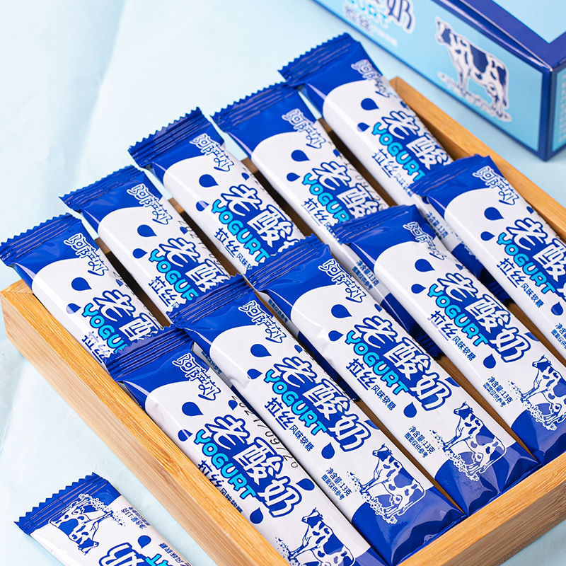 拉丝老酸奶话梅糖奶糖牛奶味草莓味网红软糖喜糖果拉丝糖批发