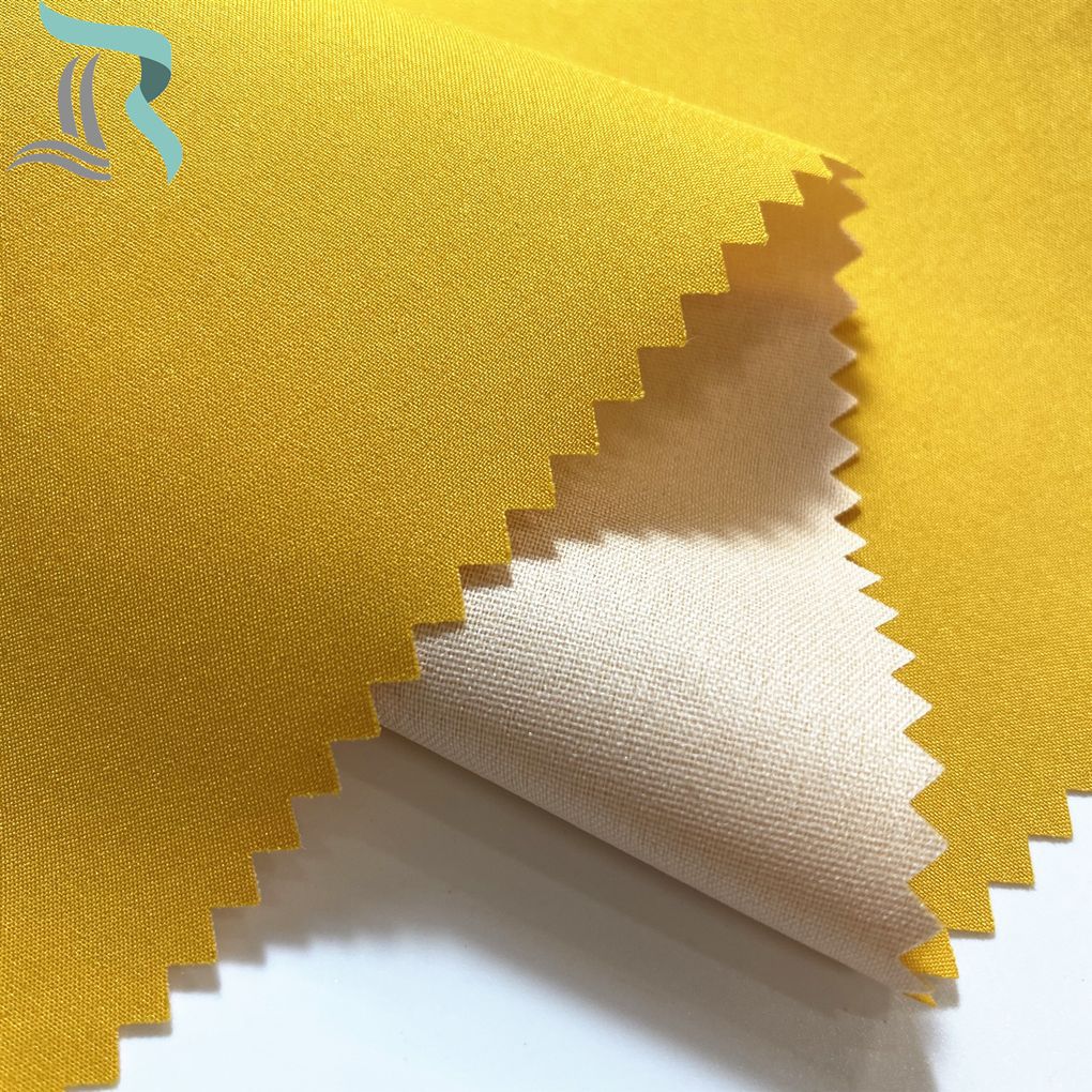 50d涤纶防水高弹春亚纺布料登山服童装运动服春亚纺贴膜复合面料