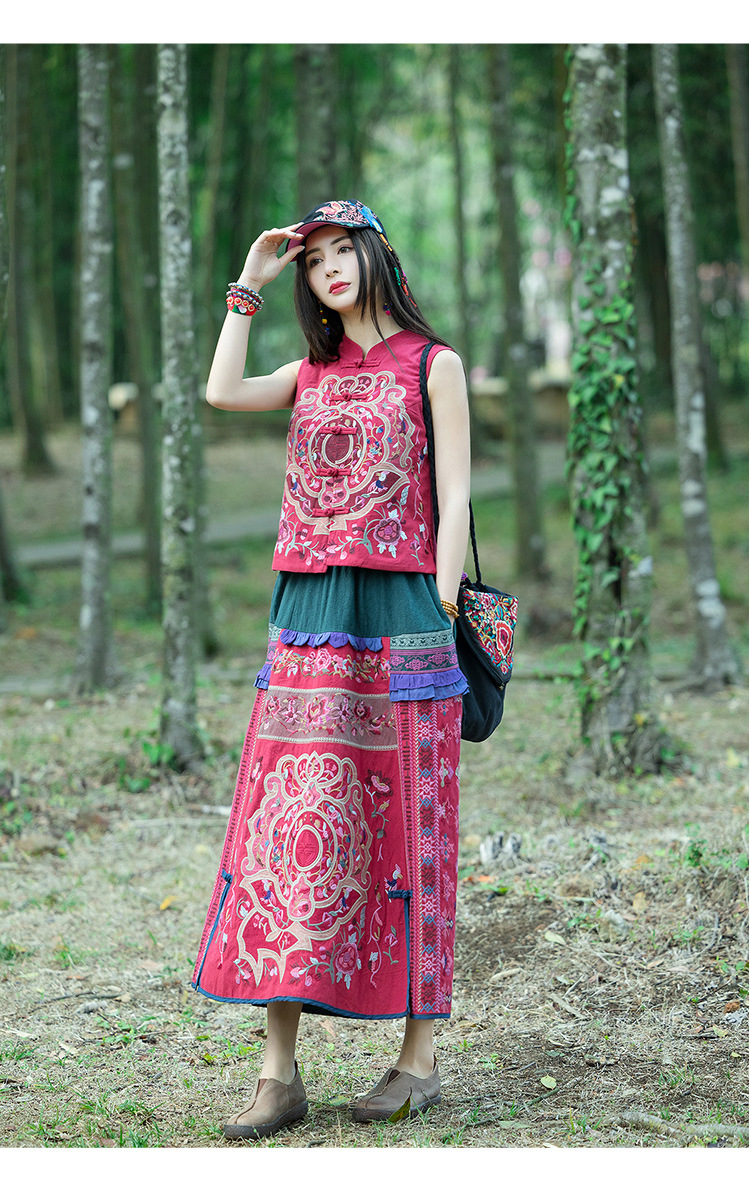 秋冬款民族风绣花苗裙 云南旅游复古拼色重工刺绣棉麻半身裙长裙