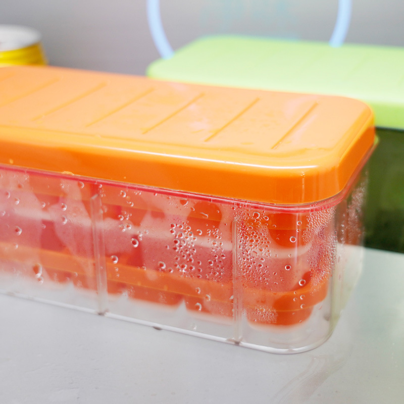 Household Ice Cube Mold Food Grade Ice Making Container Household Ice Making with Lid Ice Box Homemade Refrigerator Ice Making