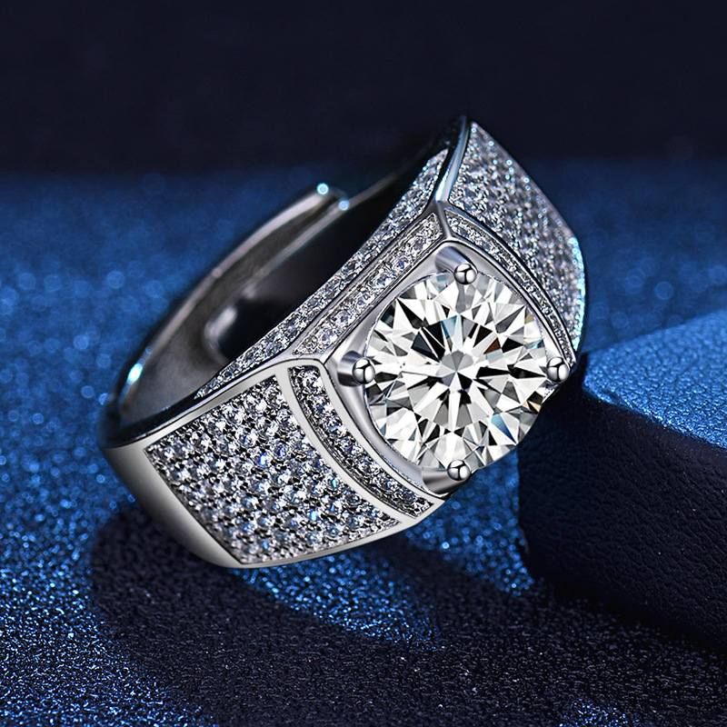 时尚简约大气宽版镶钻男士戒指 浪漫求婚婚礼男戒指 厂家一件代发