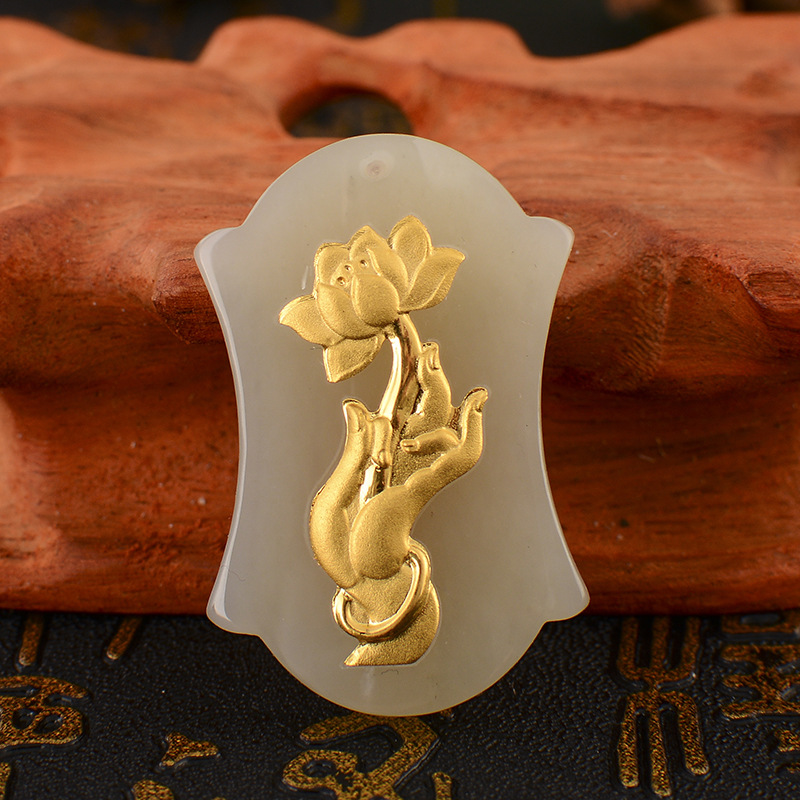 和田金镶玉观音莲花手3d足金镶白玉吊坠荷花时尚饰品女款直播代发