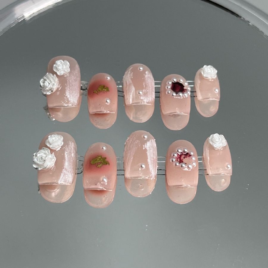 Internet Celebrity Manicure Handmade Wear Nail Pure Desire Style Cute Sweet Girl Pink Fake Nails Niche Temperament Nail Tip Wholesale