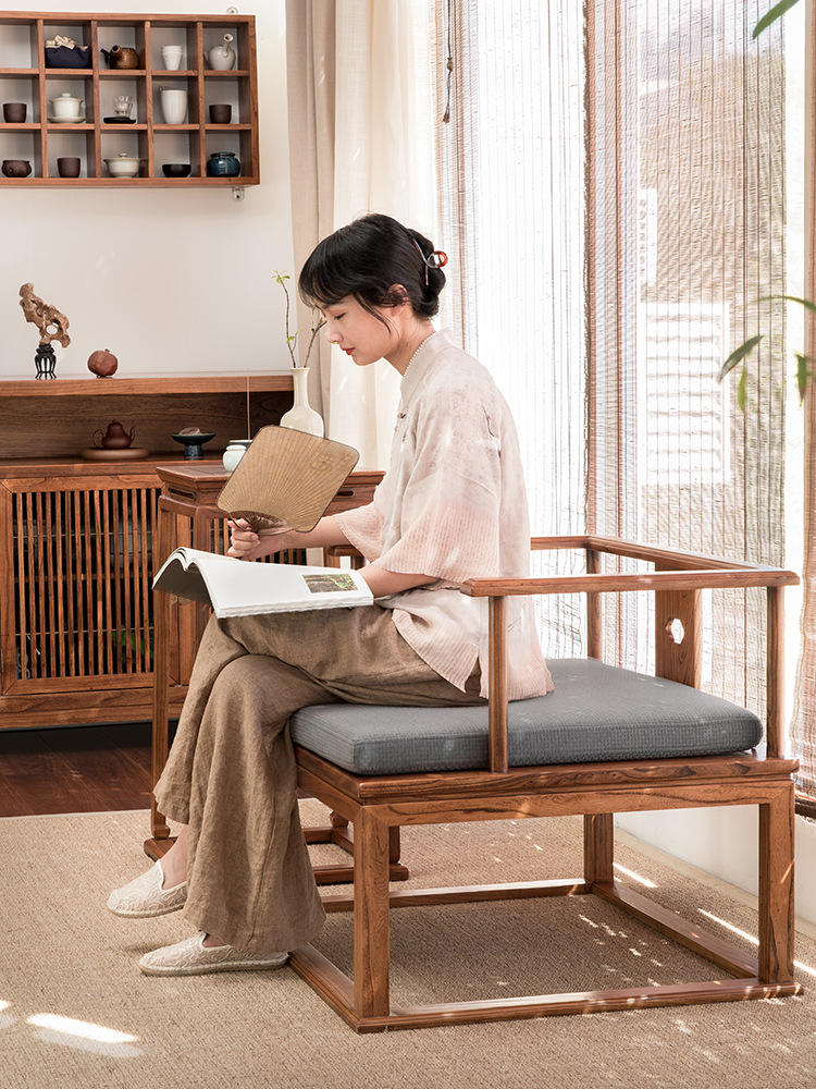 新中式实木禅椅盘腿打坐禅修椅宝座凳老榆木单人主人椅宝座圈椅